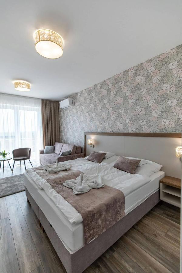 Aszuvilag Rezidencia With Sauna & Jacuzzi Legyesbenye ภายนอก รูปภาพ
