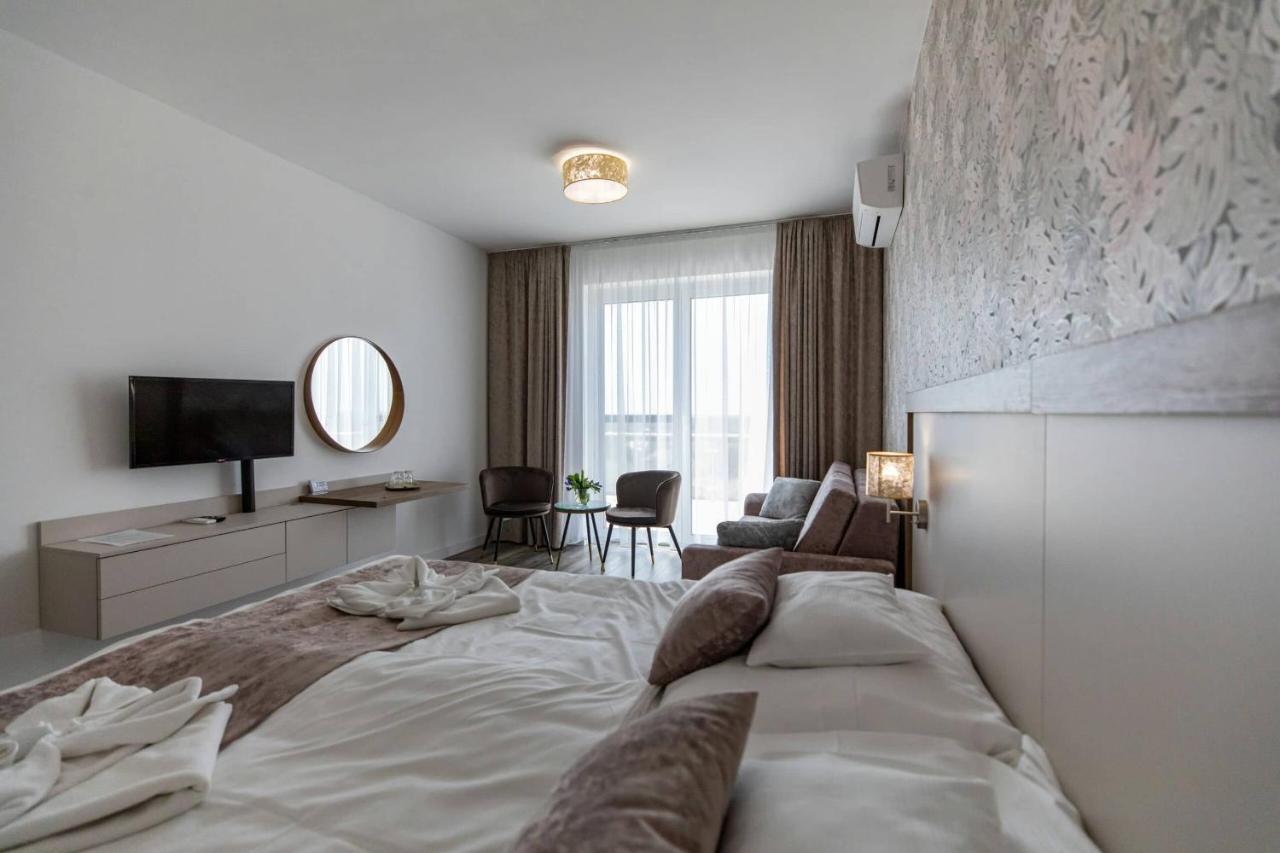 Aszuvilag Rezidencia With Sauna & Jacuzzi Legyesbenye ภายนอก รูปภาพ
