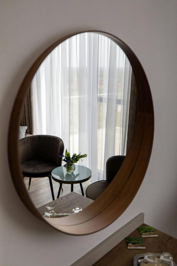 Aszuvilag Rezidencia With Sauna & Jacuzzi Legyesbenye ภายนอก รูปภาพ